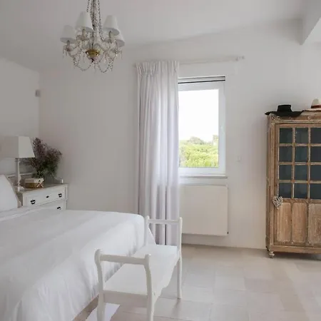 Vale Do Garrao Sleeps 10 With Pool Air Con And Wifi كينتا دو لاغو