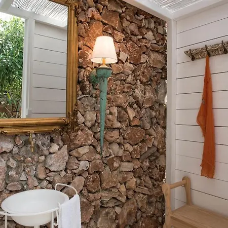 Vale Do Garrao Sleeps 10 With Pool Air Con And Wifi كينتا دو لاغو