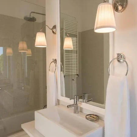 فيلة Vale Do Garrao Sleeps 10 With Pool Air Con And Wifi *