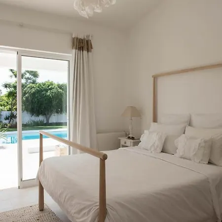 Vila Vale Do Garrao Sleeps 10 With Pool Air Con And Wifi Quinta do Lago